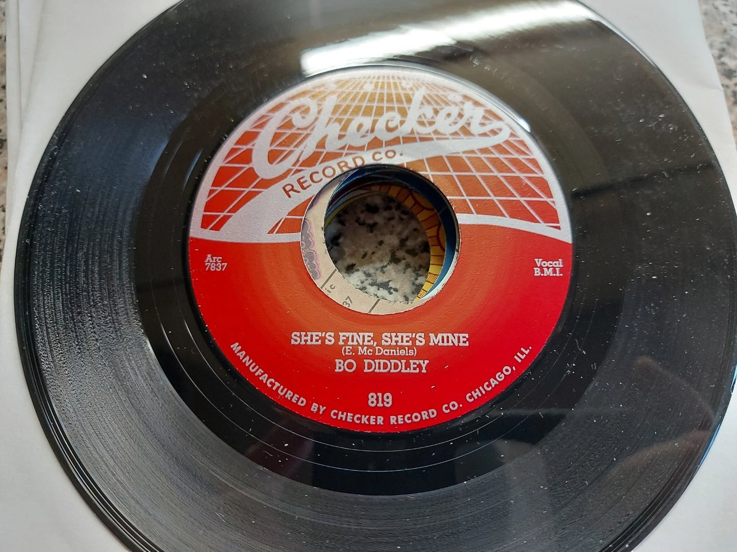 BO DIDDLEY - SHES FINE, SHES MINE / I AM LOOKING FOR A WOMAN