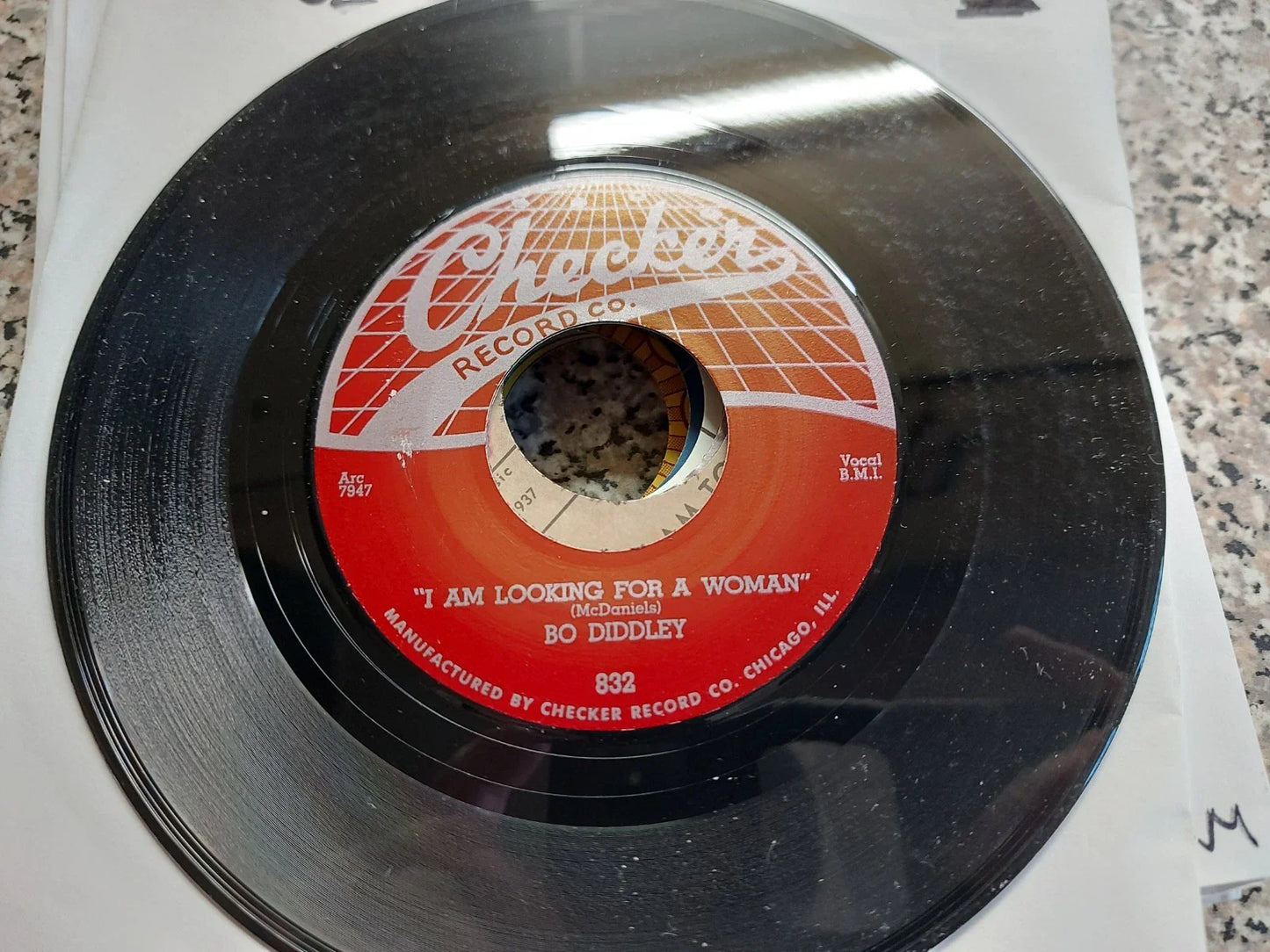 BO DIDDLEY  - SHES FINE, SHES MINE / I AM LOOKING FOR A WOMAN